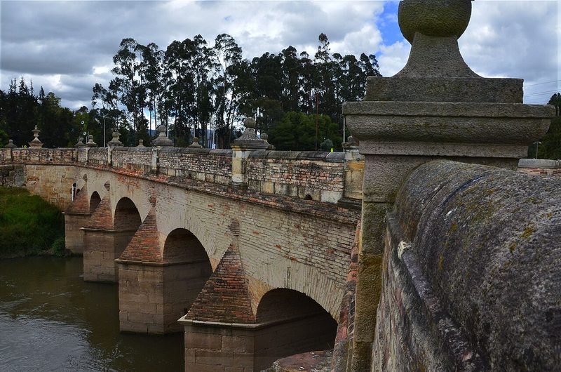 Puente del Común, monumento colonial de 1792 en Chía